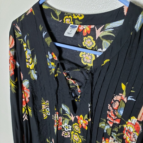 Old Navy Casual Multicolor Floral Pleated Lace Up Midi Dress - Picture 5 of 8